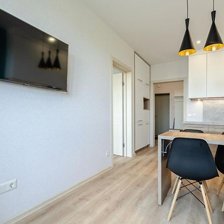 Petrovdom 5-25 In Cozy Apartment In Residential Complex "Beresteiskyi" キエフ エクステリア 写真