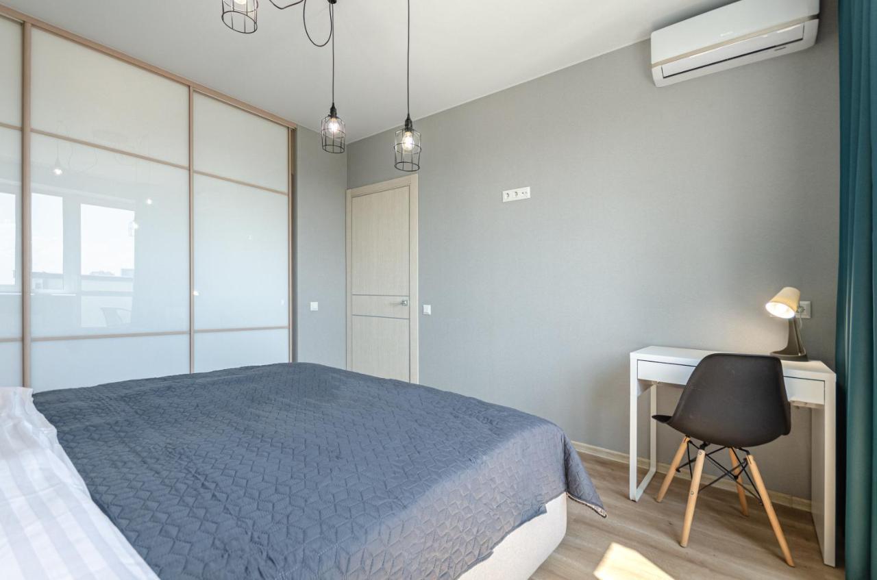 Petrovdom 5-25 In Cozy Apartment In Residential Complex "Beresteiskyi" キエフ エクステリア 写真