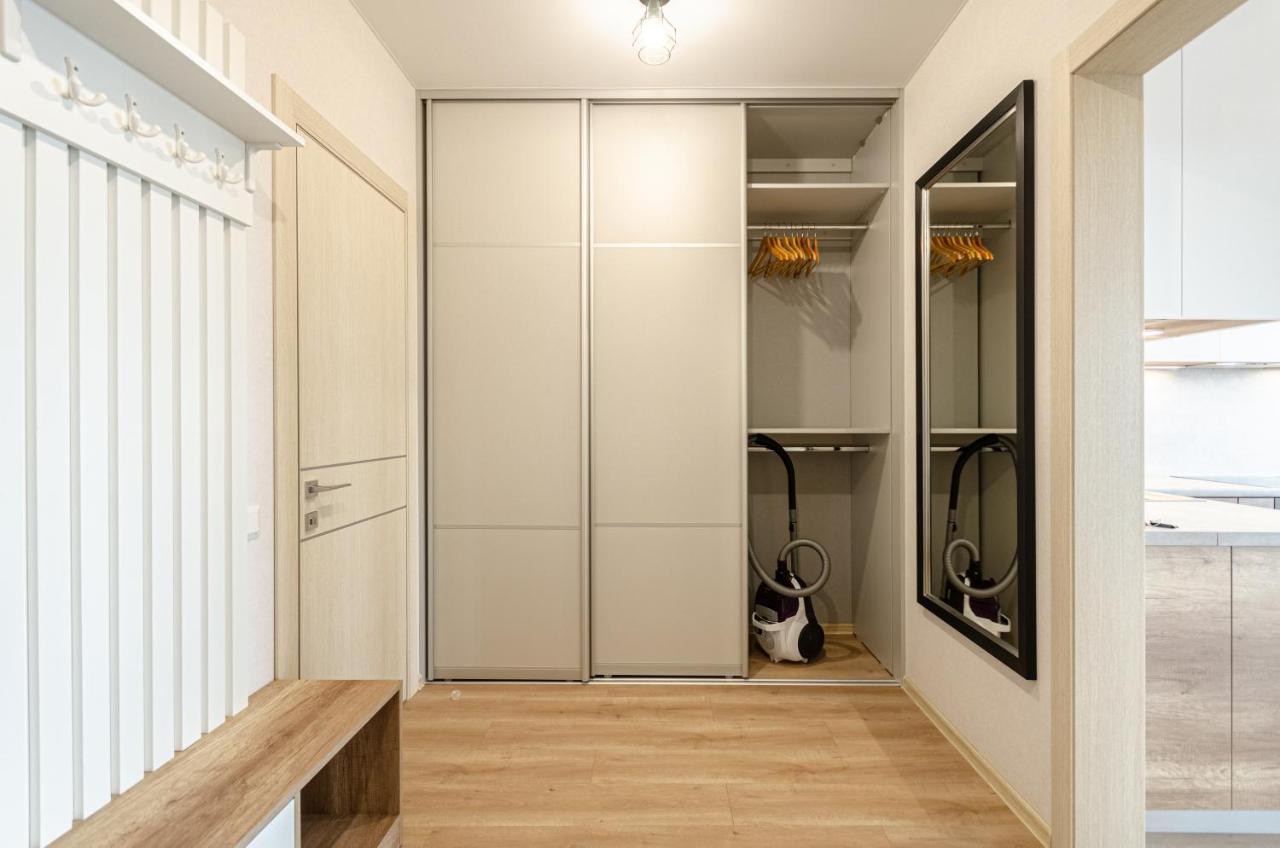 Petrovdom 5-25 In Cozy Apartment In Residential Complex "Beresteiskyi" キエフ エクステリア 写真