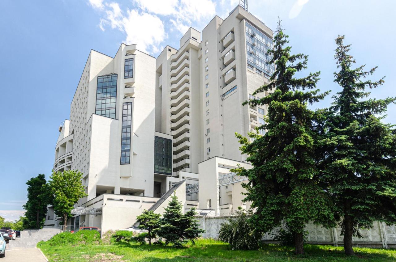 Petrovdom 5-25 In Cozy Apartment In Residential Complex "Beresteiskyi" キエフ エクステリア 写真
