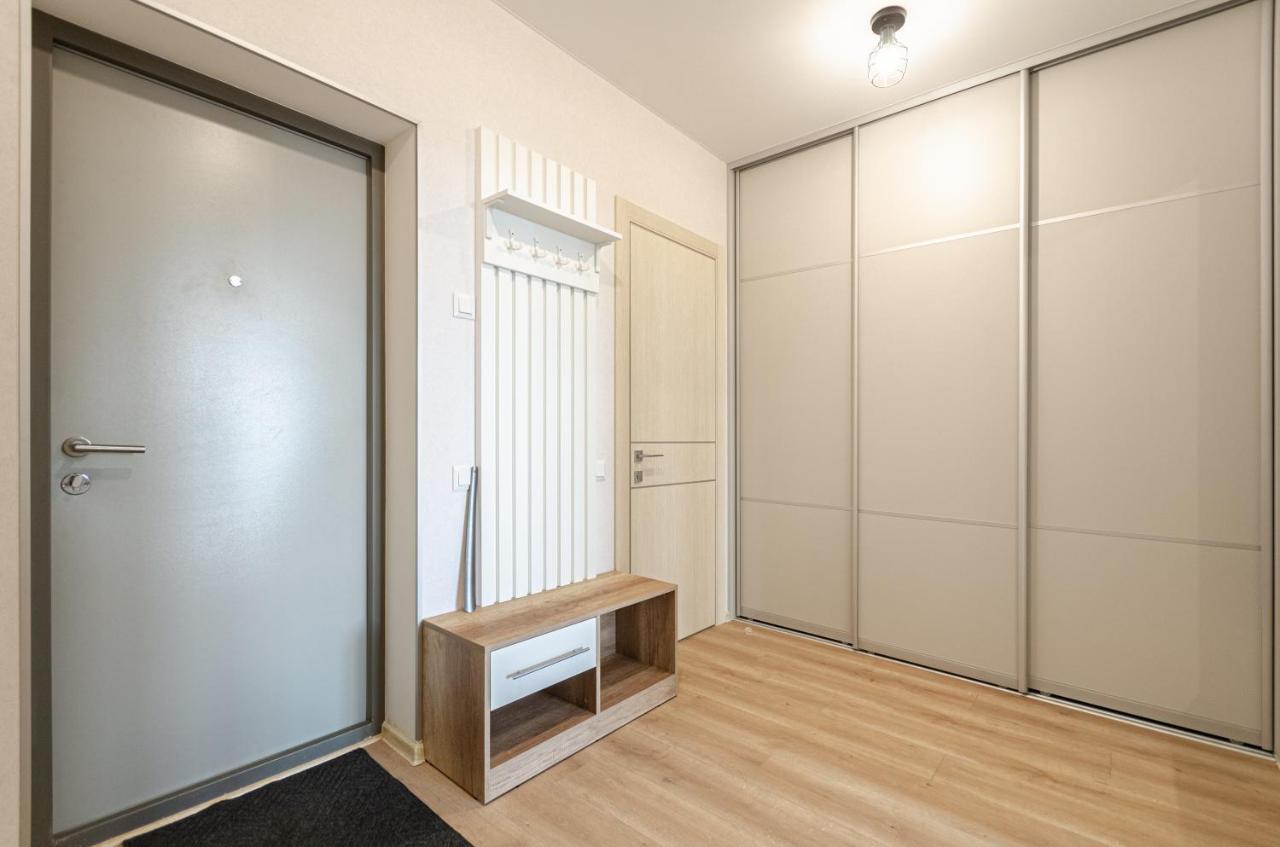 Petrovdom 5-25 In Cozy Apartment In Residential Complex "Beresteiskyi" キエフ エクステリア 写真