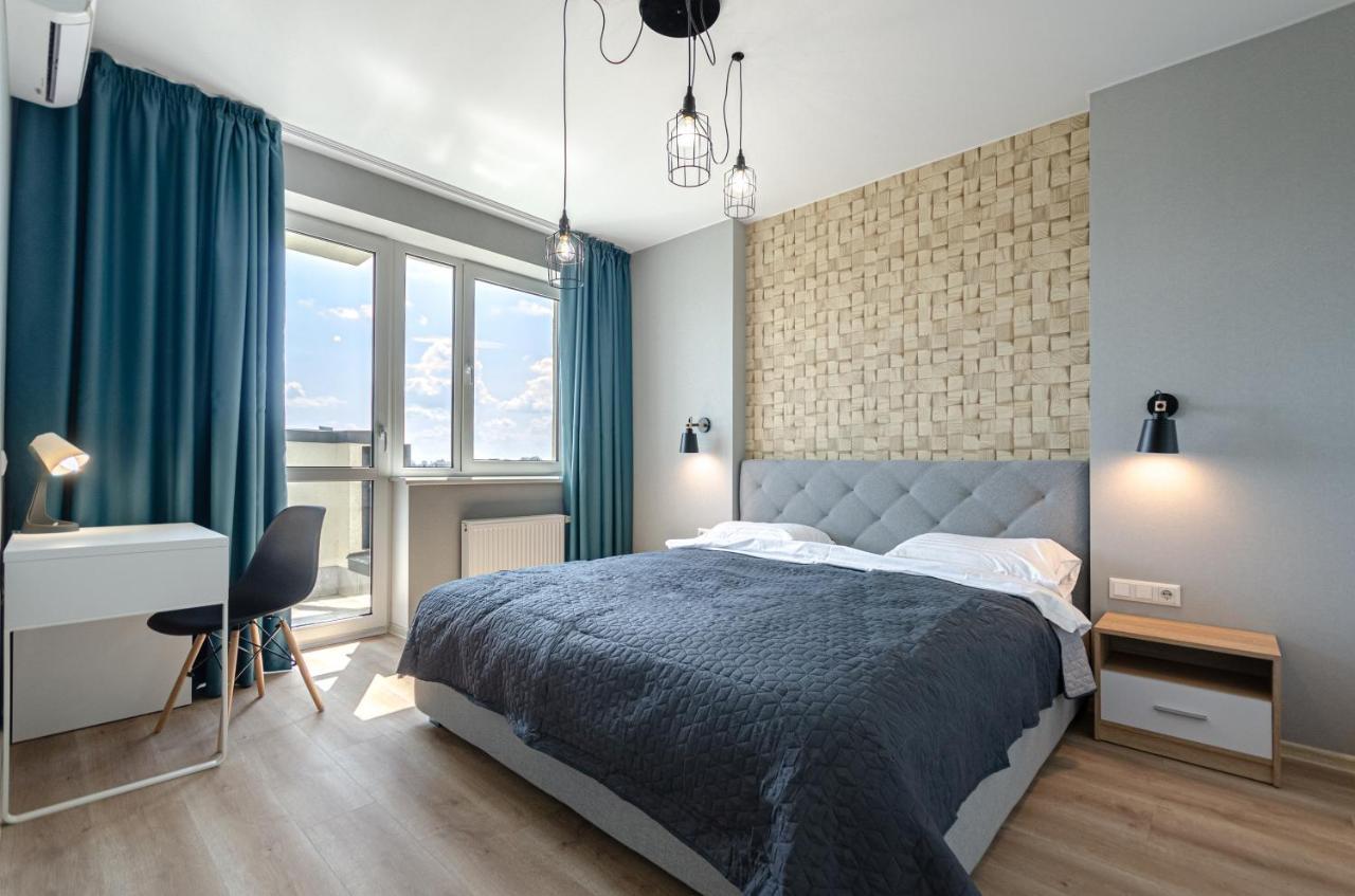 Petrovdom 5-25 In Cozy Apartment In Residential Complex "Beresteiskyi" キエフ エクステリア 写真