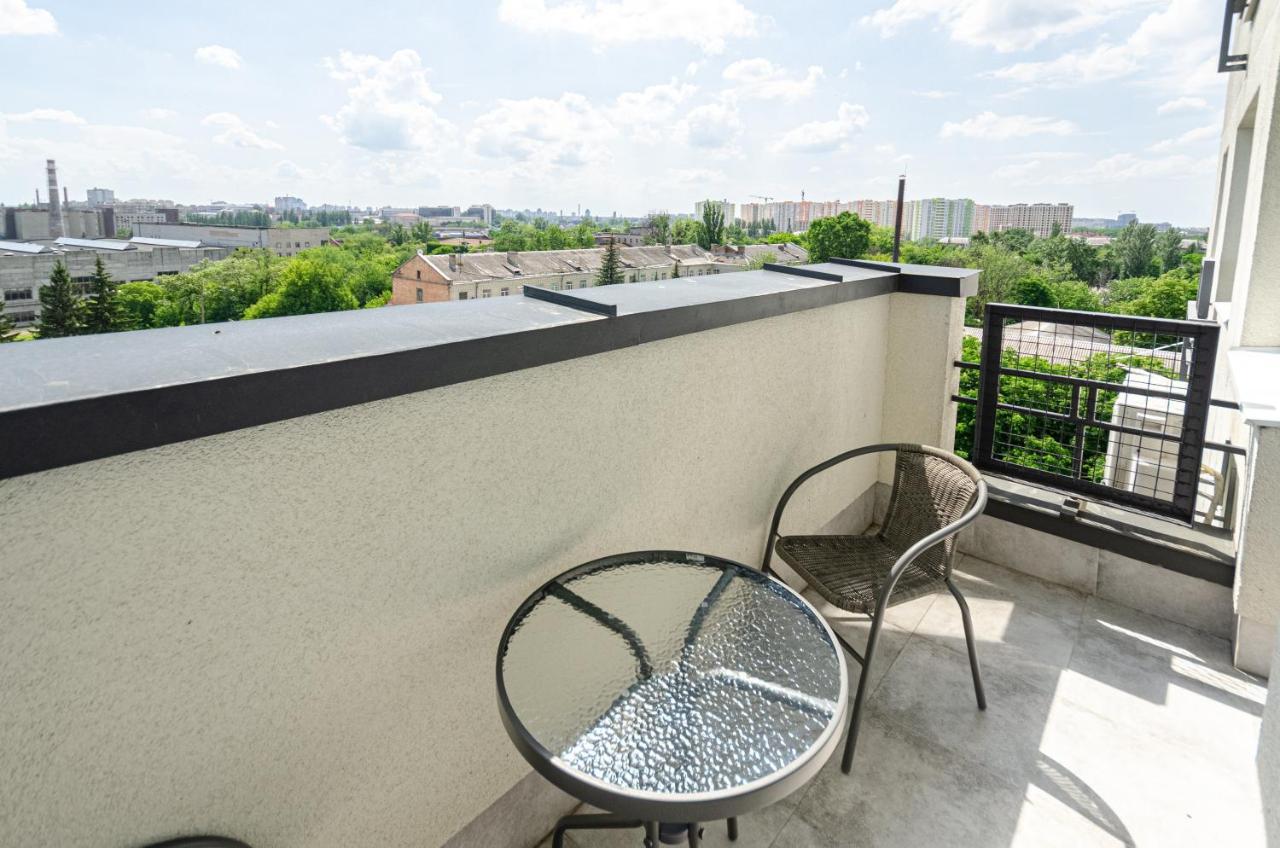 Petrovdom 5-25 In Cozy Apartment In Residential Complex "Beresteiskyi" キエフ エクステリア 写真